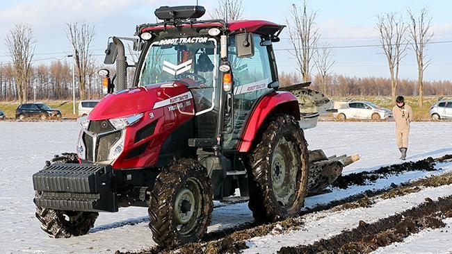 無人ロボットトラクターで農業効率化 更別で耕運実験(動画):北海道 無人ロボットトラクターで農業効率化 更別で耕運実験(動画):北海道