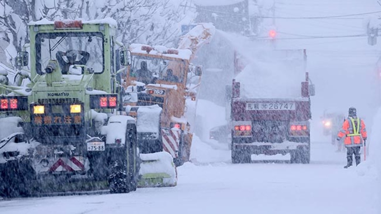 岩見沢・三笠の大雪 高齢者「家を出られない」 バスは6日連続運休