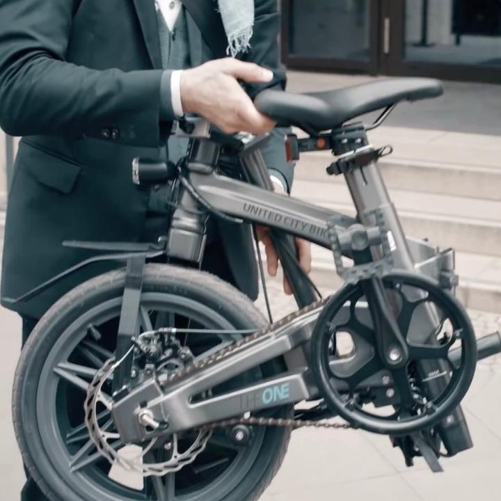 わずか12.5kg、日本で乗れる軽すぎる折りたたみ電動アシスト自転車「THE ONE」 - bouncy / バウンシー