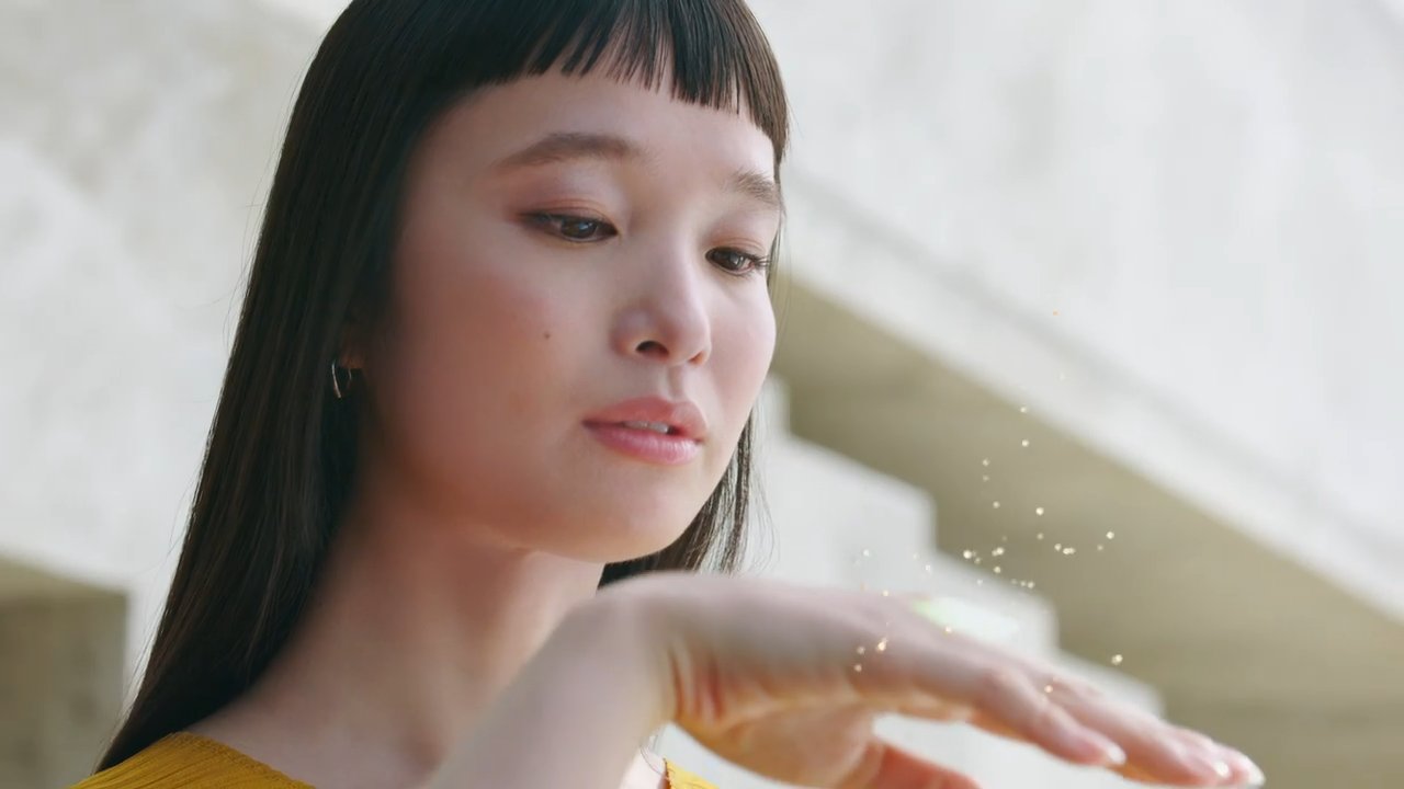 自然を愛でるアートなシャンパーニュ。「ベル エポック」の世界に