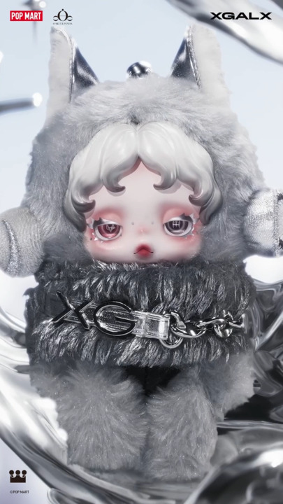 POPMART スカルパンダ 桜羽セラフィム カスタム スカルパンダがXGとコラボ！ Y3Kムードが漂う日本限定ぬいぐるみ