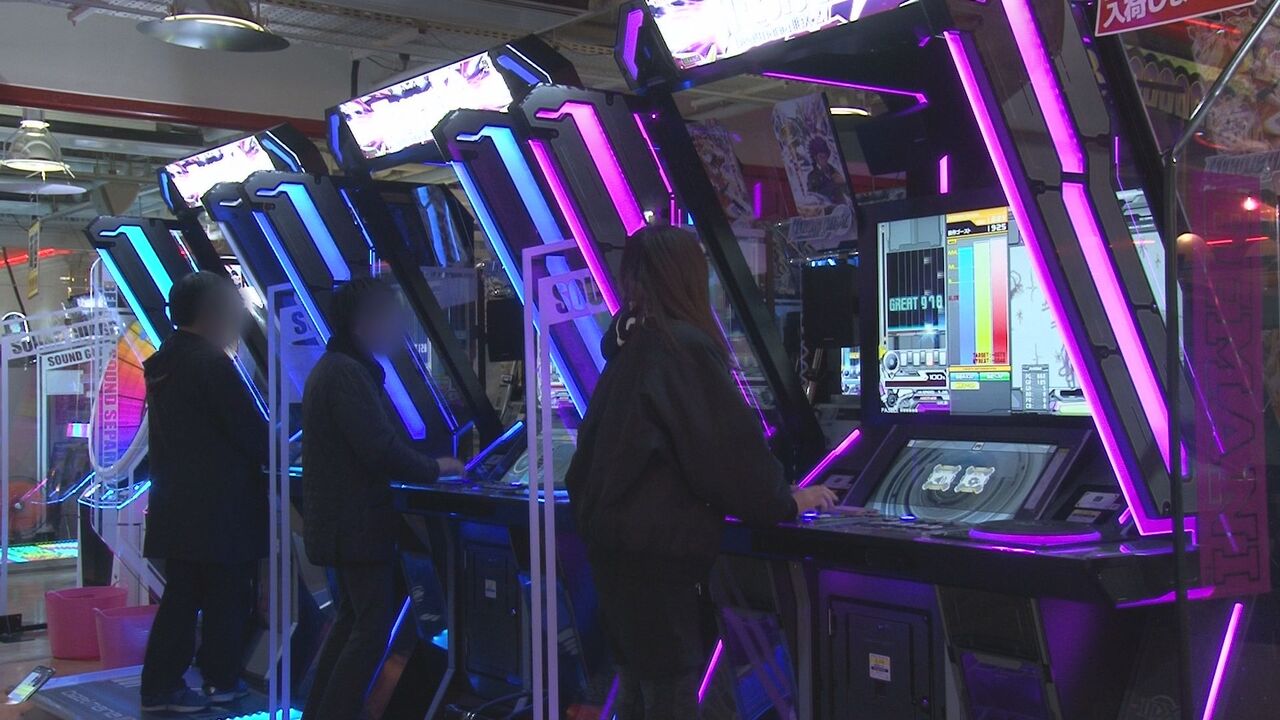 Beatmania Iidx シリーズの新モデルが稼働開始 Beatmania Iidx Lightning Model コナミホールディングス株式会社