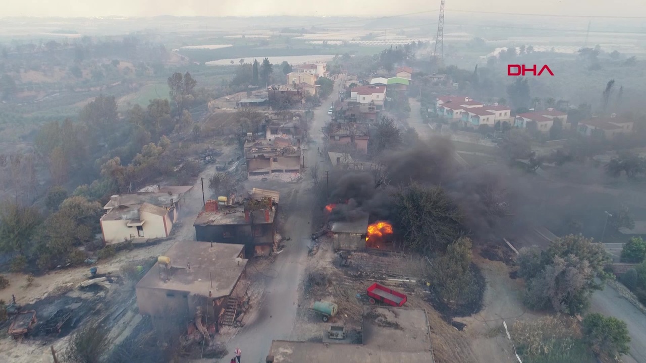 動画 トルコ南部のリゾート近郊で山火事 4人死亡 写真1枚 国際ニュース Afpbb News 動画 トルコ南部のリゾート近郊で山火事 4人死亡 写真1枚 国際ニュース Afpbb News