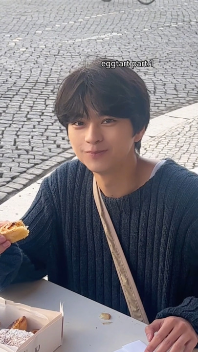 佐藤勝利 ファースト写真集「A Bird on Tiptoe」